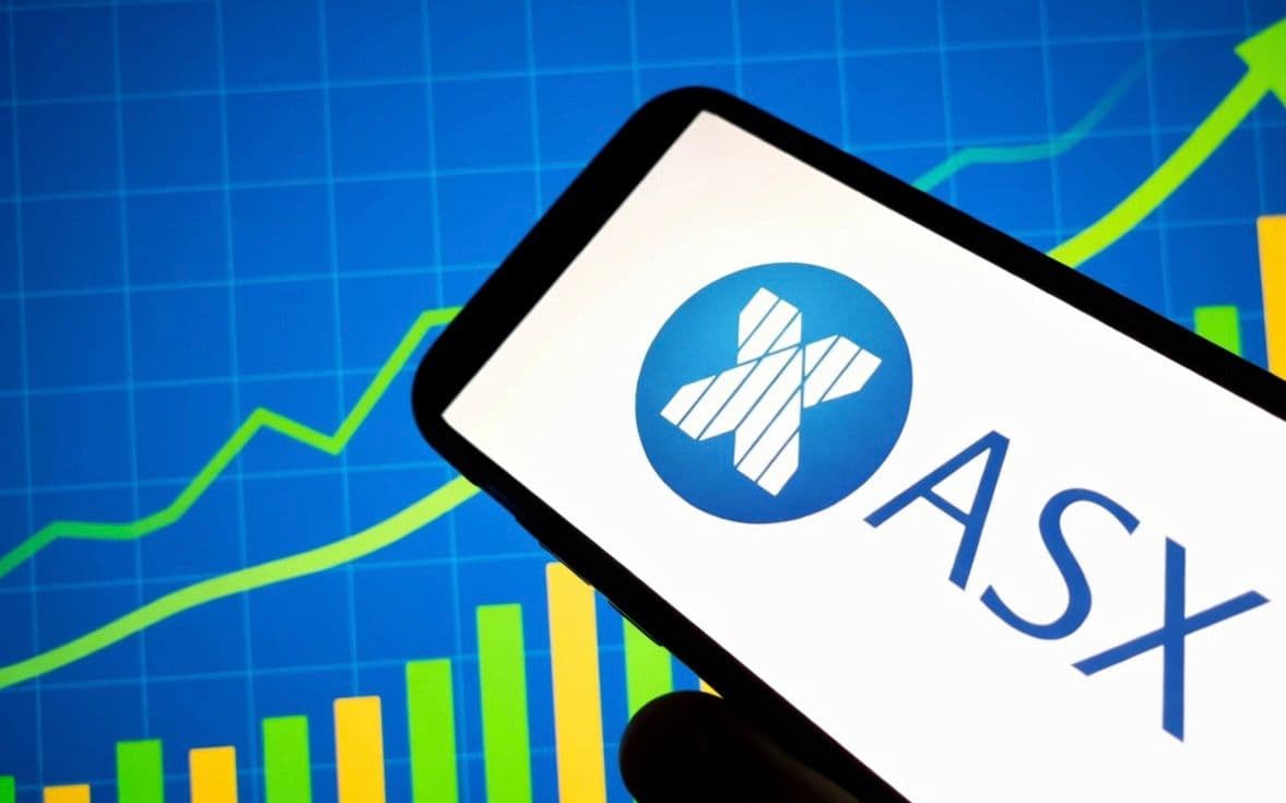 Relief Rally Lifts ASX Past 8,900 as Energy Stocks Slide on Oil Crash